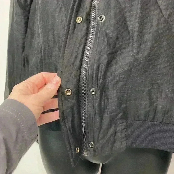 Philosophy size large, black, thin jacket, good condition - Picture 3 of 9